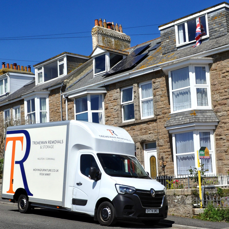 Removals in St Ives and surrounding areas.